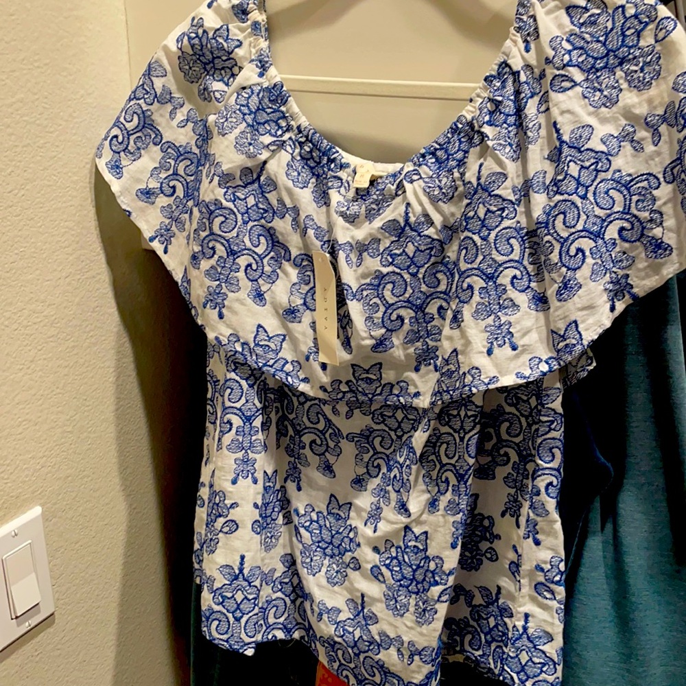 Adicta size m off shoulder embroidered shirt.